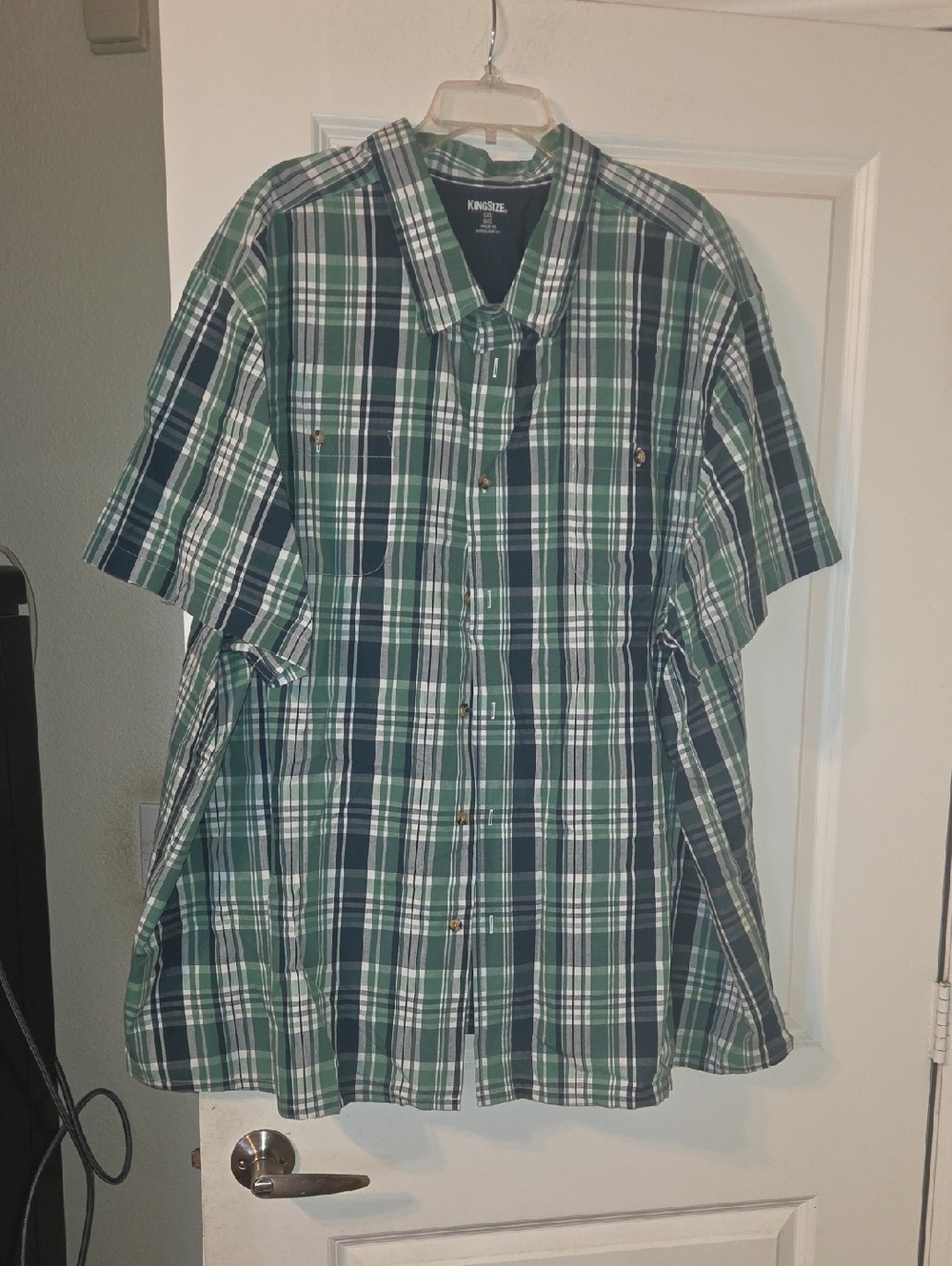 Kingsize Green & Navy Plaid Short Sleeve Button-Down Shirt